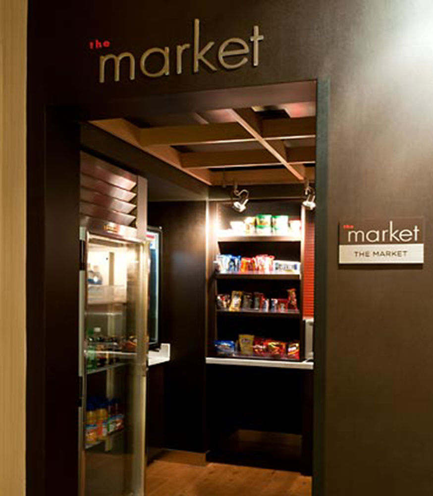 Courtyard By Marriott Alexandria Hotel Exterior photo
